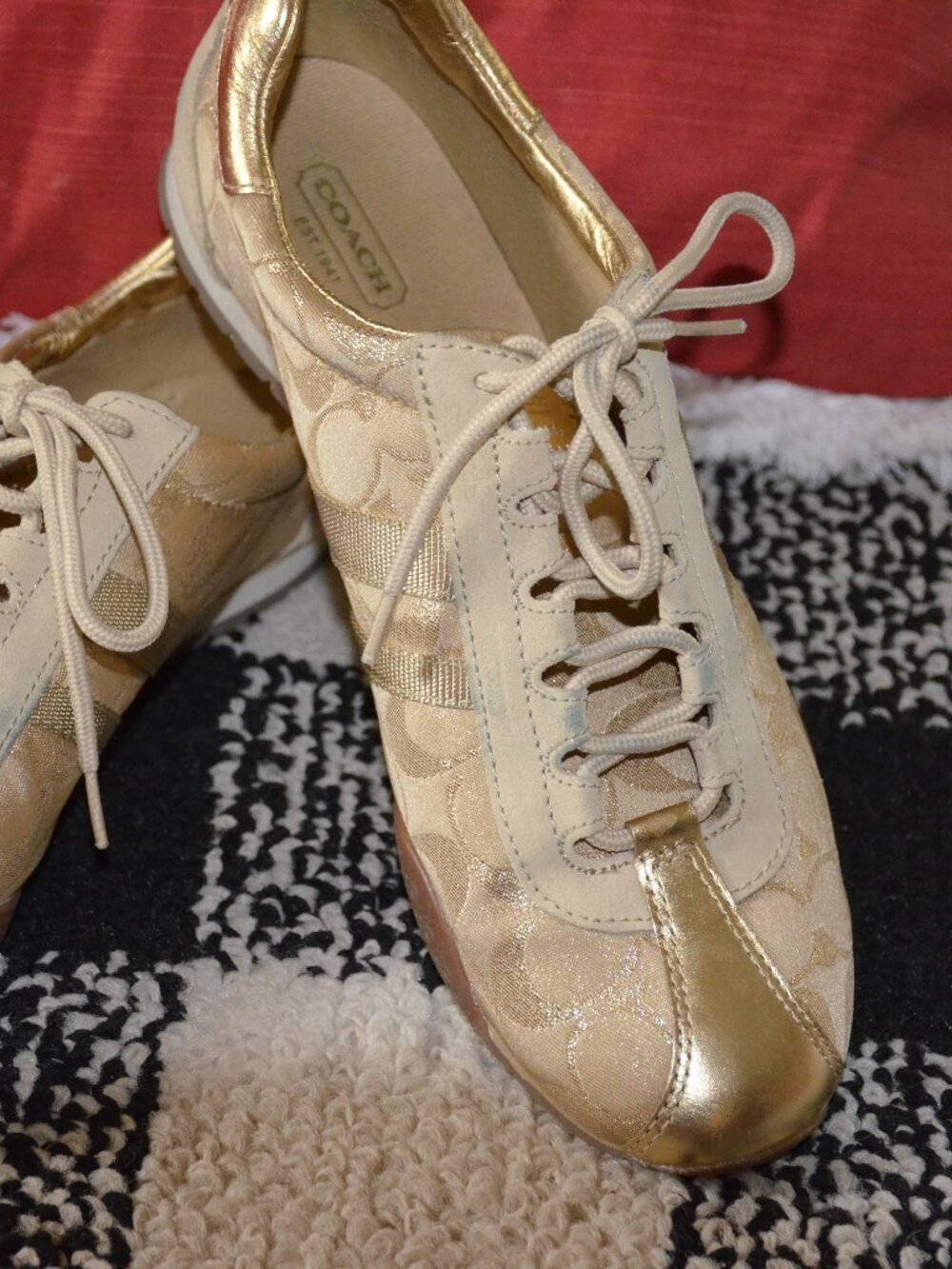 Coach Gold Katelyn Sneakers Womens size 9.5
